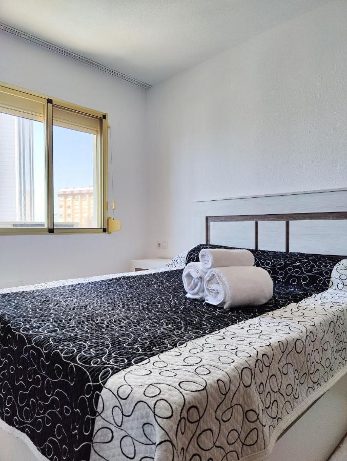 Gerona Sea View Apartments Бенидорм Экстерьер фото